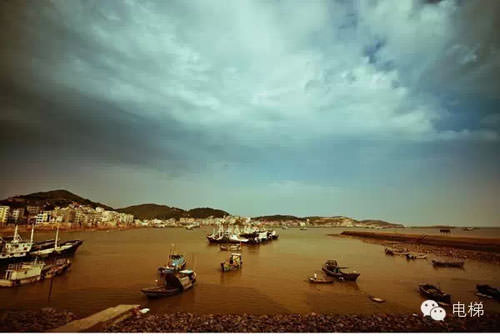 西尼電梯閃耀福建:助力寧德三沙天騰廣場(chǎng)項(xiàng)目